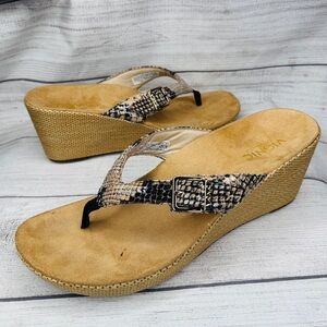 Vionic Polina Snakeskin Wedge Thong‎ Sandal Size 11
